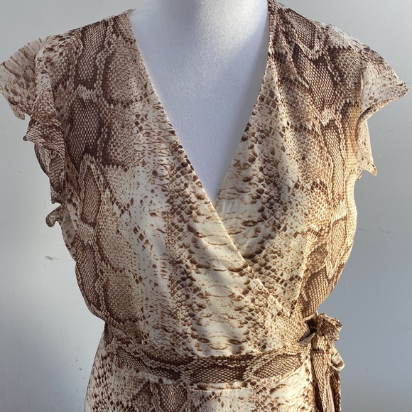 Snake Print Boho Wrap Dress - Picture 4 of 12
